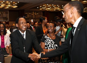 Dr Gasana, Nyakwigendera Ministre Inyumba na Perezida Kagame i Chicago