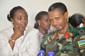 Col Byabagamba n'umugore we Mary Baine